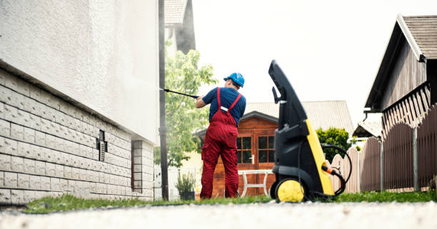 Animal Enclosure Cleaning in Plains, TX